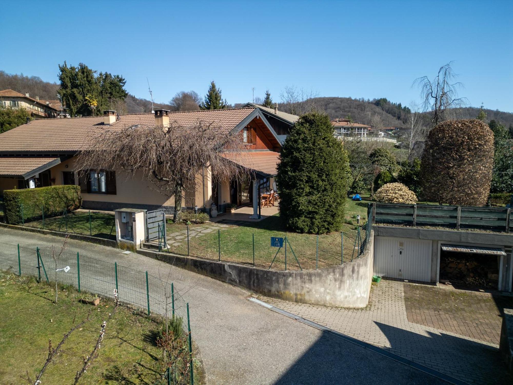 Вилла Casa Antonia Tra Laghi & Monti Армено Экстерьер фото